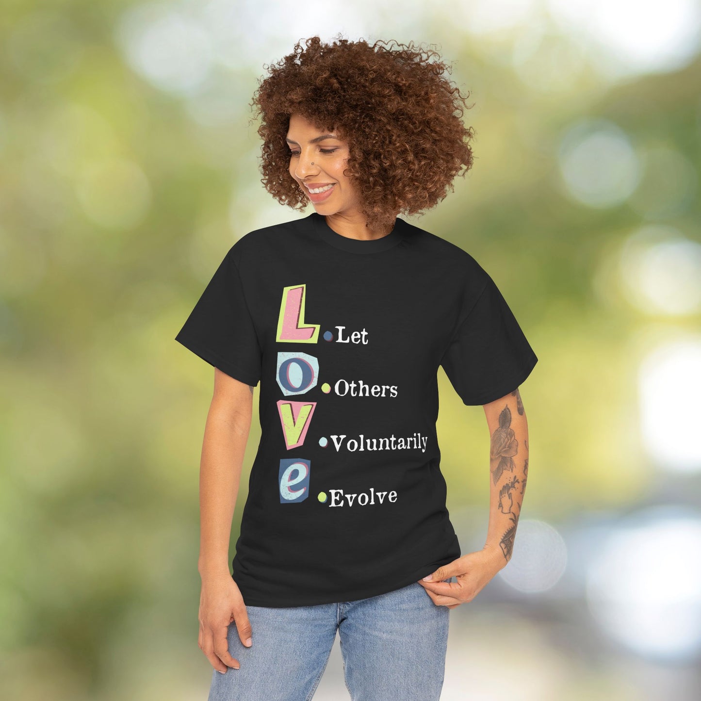 💗L.O.V.E Unisex Heavy Cotton Tee