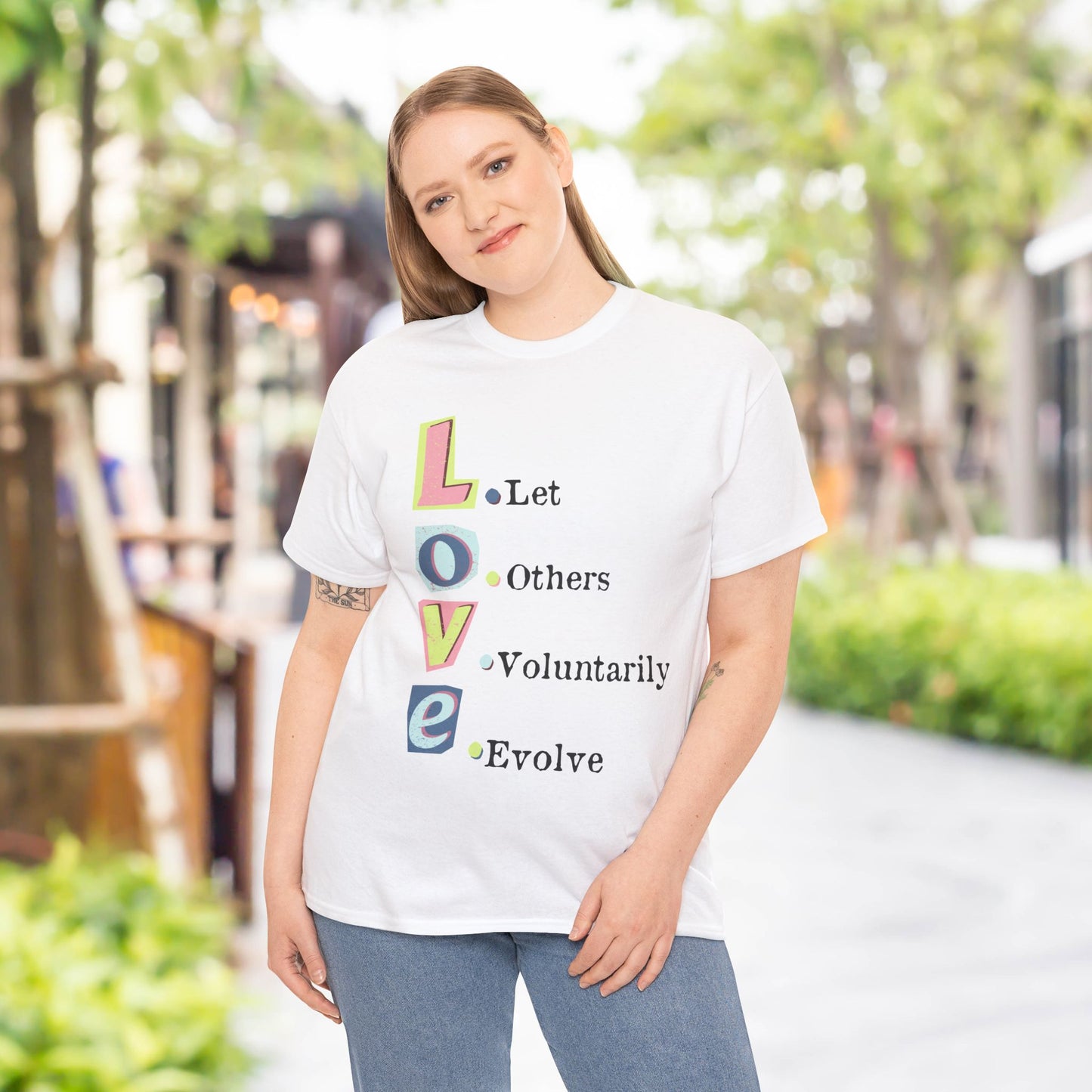 💗L.O.V.E Unisex Heavy Cotton Tee