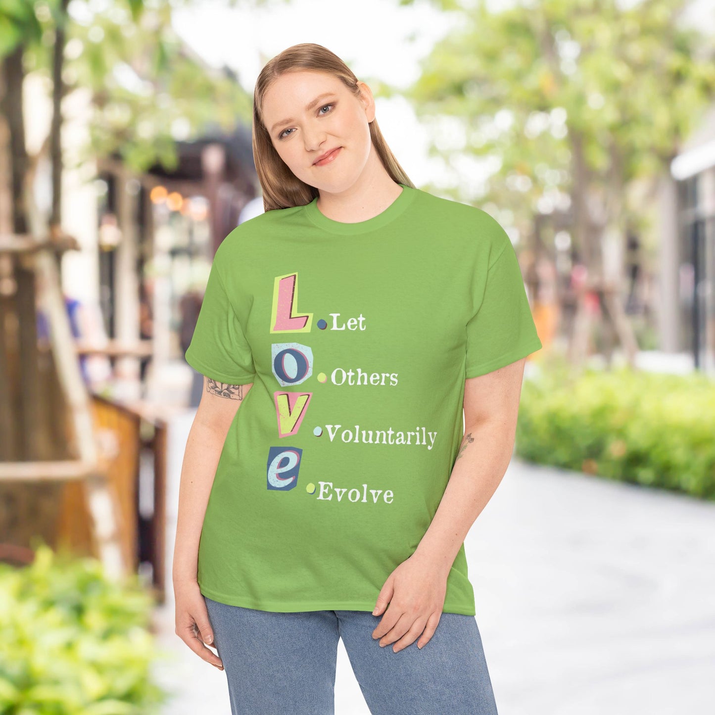 💗L.O.V.E Unisex Heavy Cotton Tee