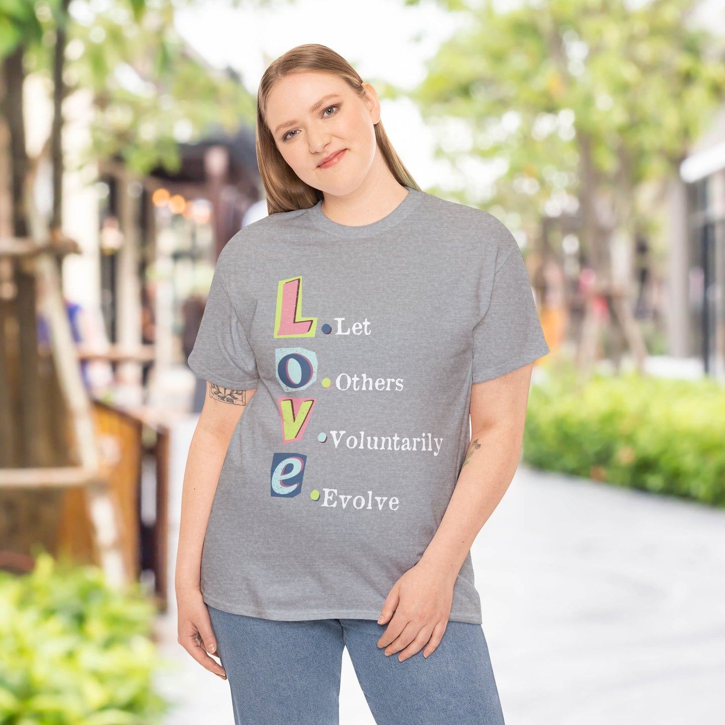 💗L.O.V.E Unisex Heavy Cotton Tee