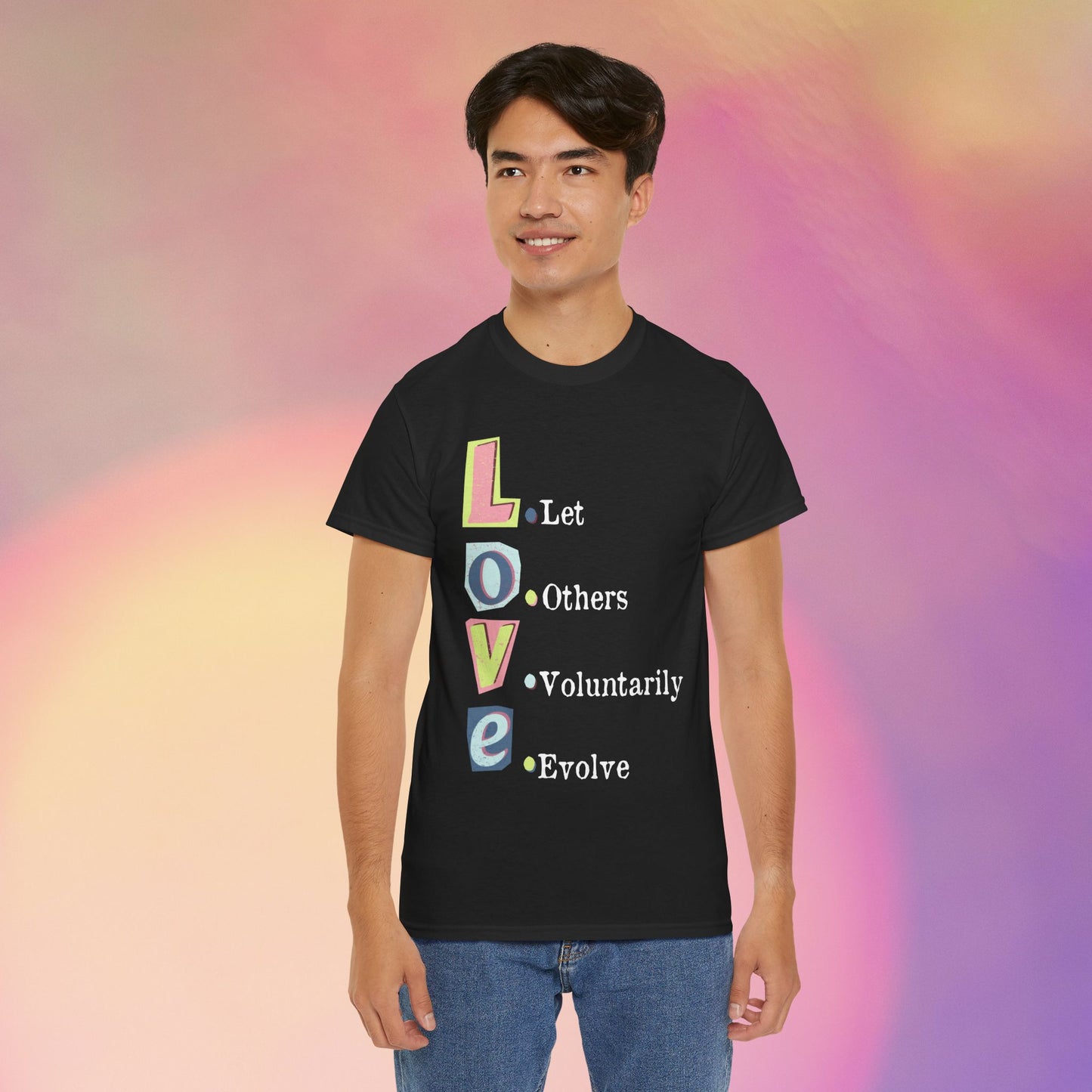 💗L.O.V.E Unisex Heavy Cotton Tee